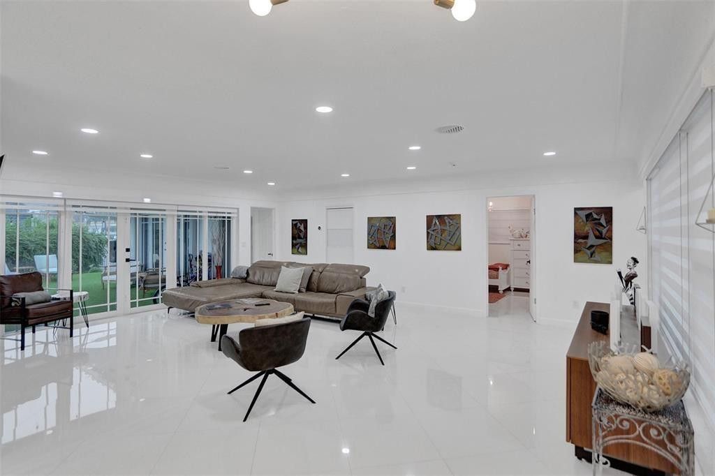 3101 NE 164th Street, North Miami Beach, FL 33160 Photo