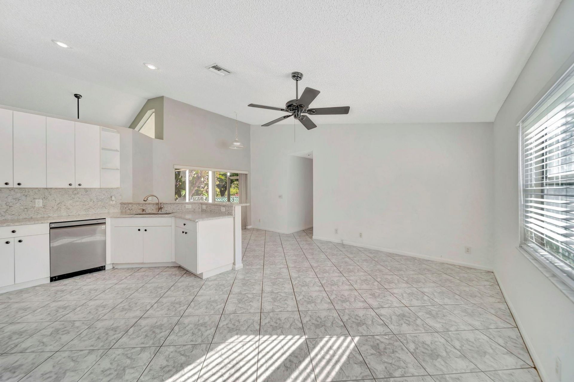 5708 NW 47th Court, Coral Springs, FL 33067 Photo