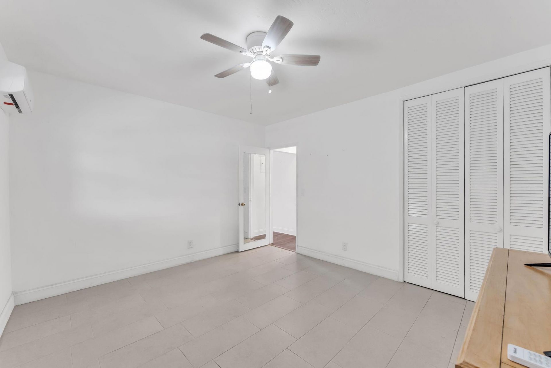 7401 Pines Boulevard, Unit 201, Pembroke Pines, FL 33024 Photo