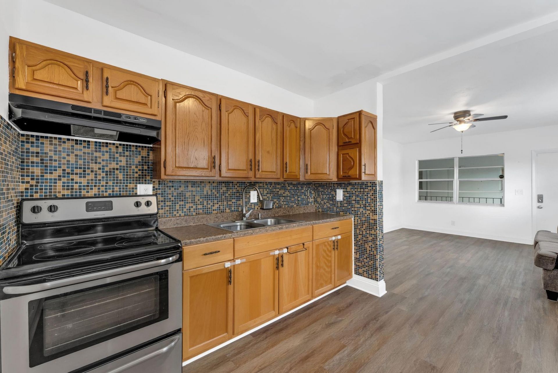 7401 Pines Boulevard, Unit 201, Pembroke Pines, FL 33024 Photo