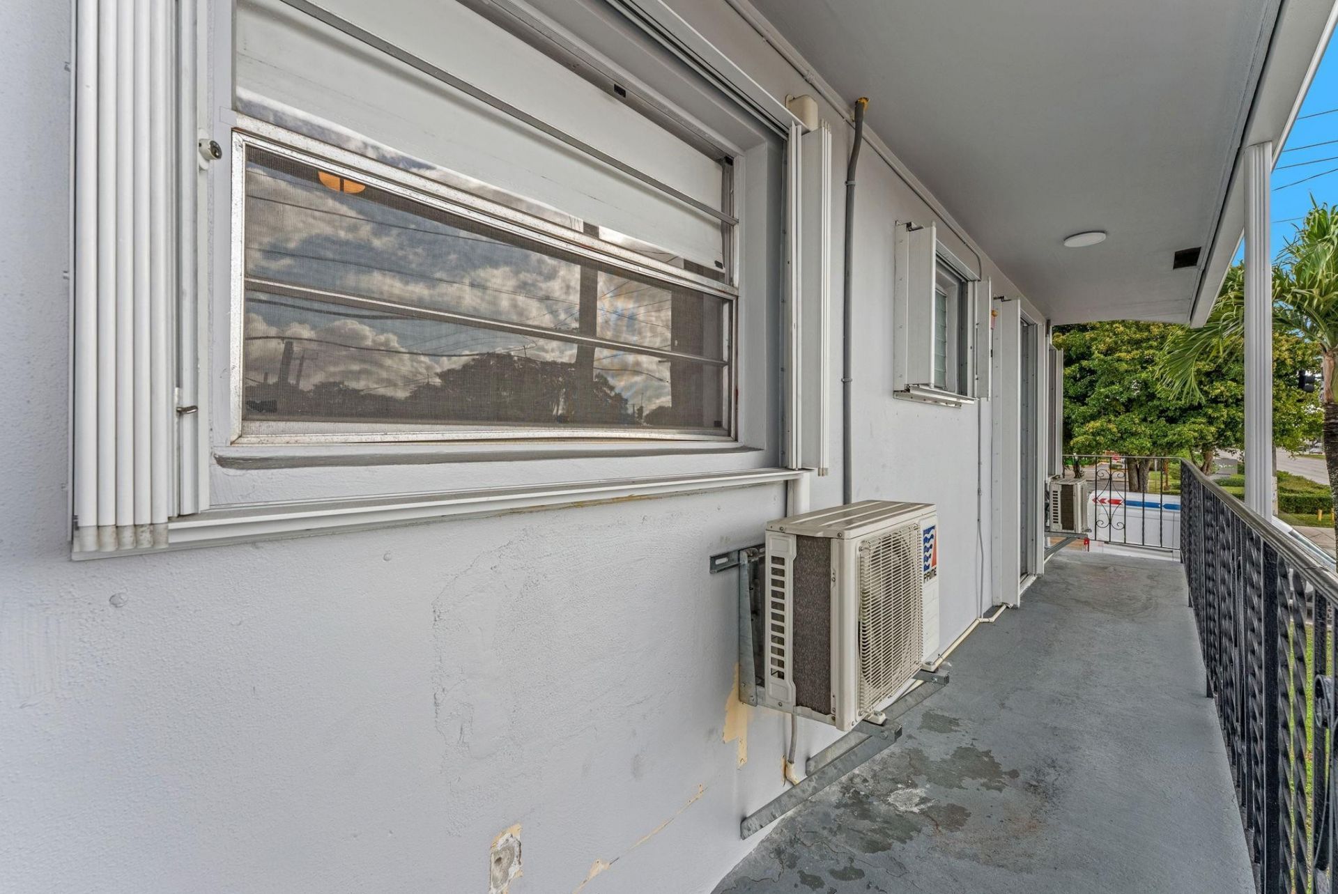 7401 Pines Boulevard, Unit 201, Pembroke Pines, FL 33024 Photo