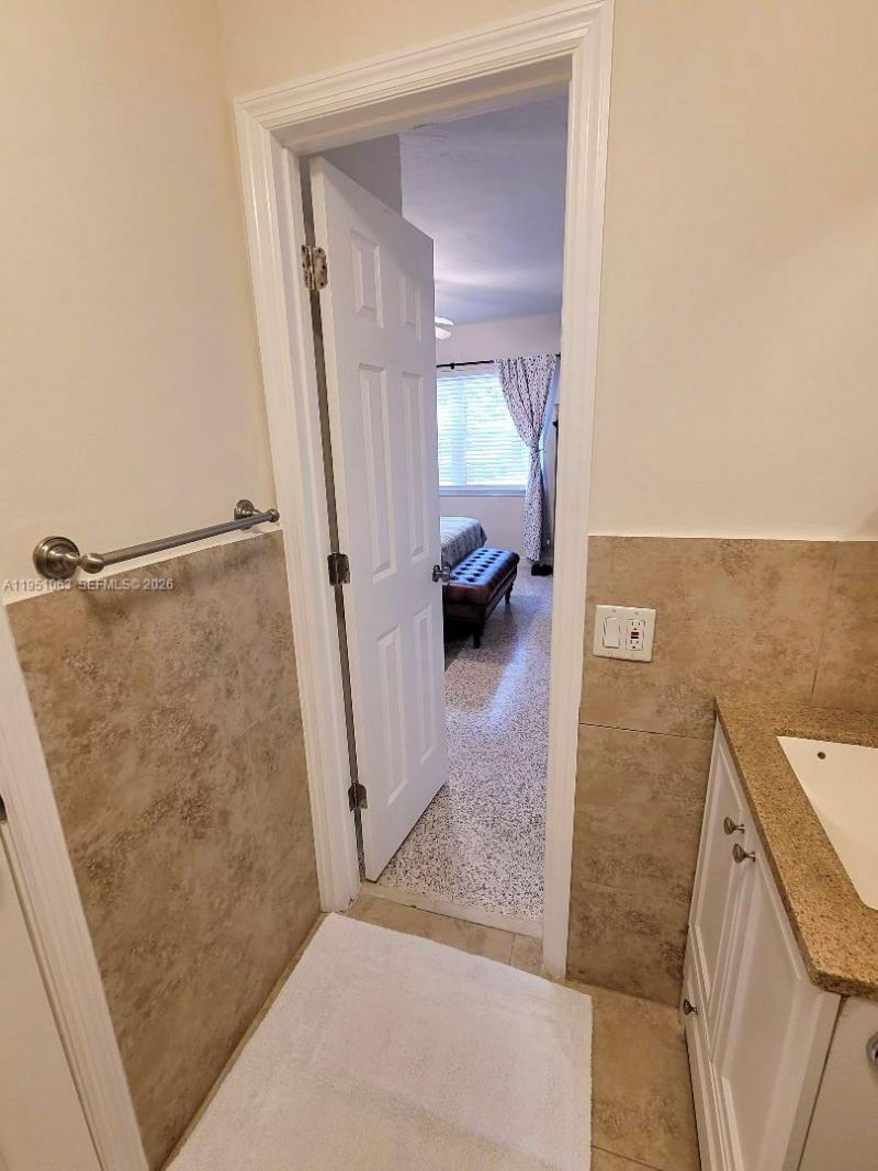 655 NE 122nd St, North Miami, FL 33161 Photo