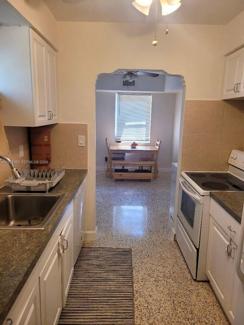 655 NE 122nd St, North Miami, FL 33161 Photo