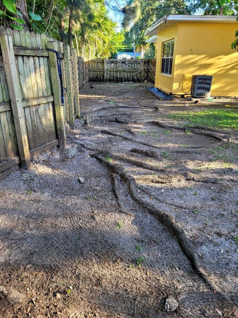 655 NE 122nd St, North Miami, FL 33161 Photo