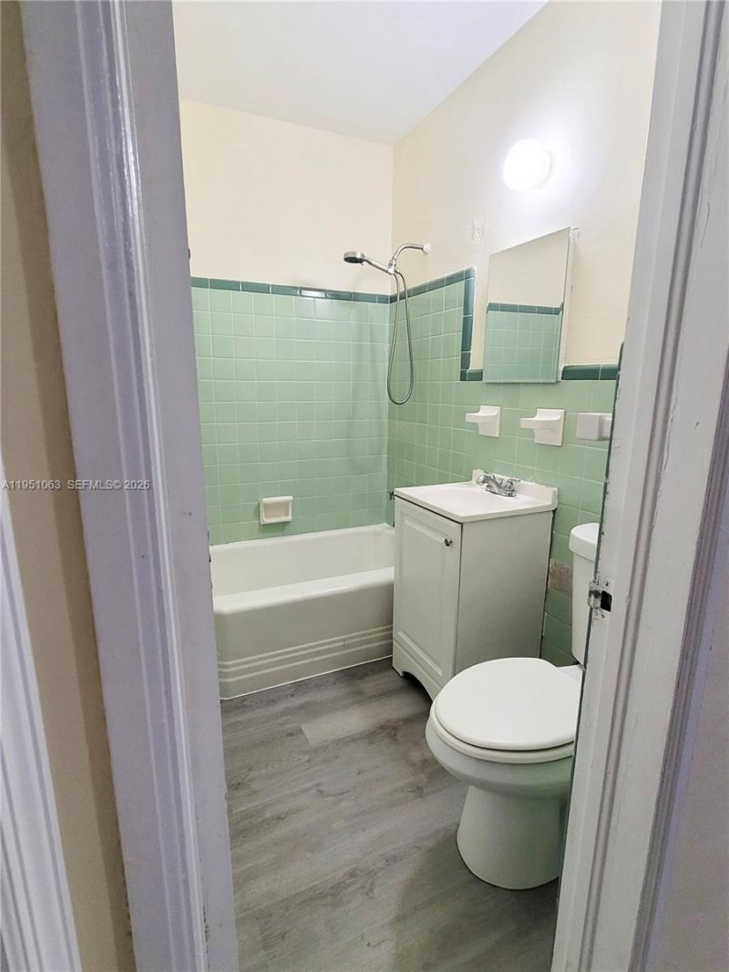 655 NE 122nd St, North Miami, FL 33161 Photo