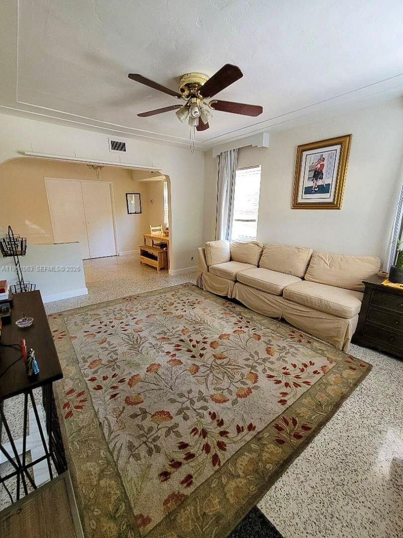 655 NE 122nd St, North Miami, FL 33161 Photo