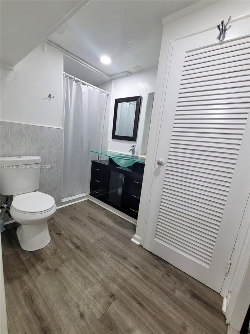 655 NE 122nd St, North Miami, FL 33161 Photo