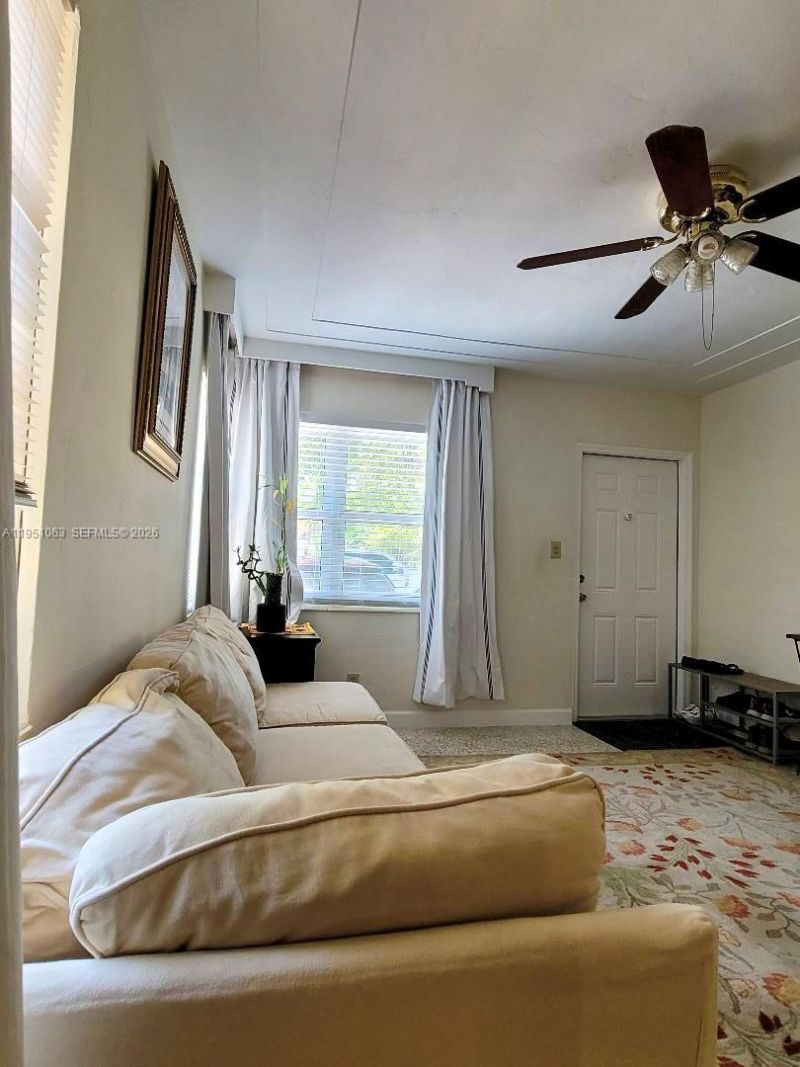 655 NE 122nd St, North Miami, FL 33161 Photo