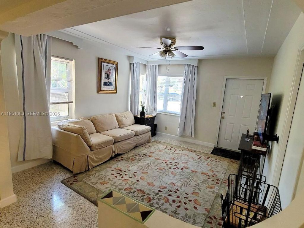 655 NE 122nd St, North Miami, FL 33161 Photo