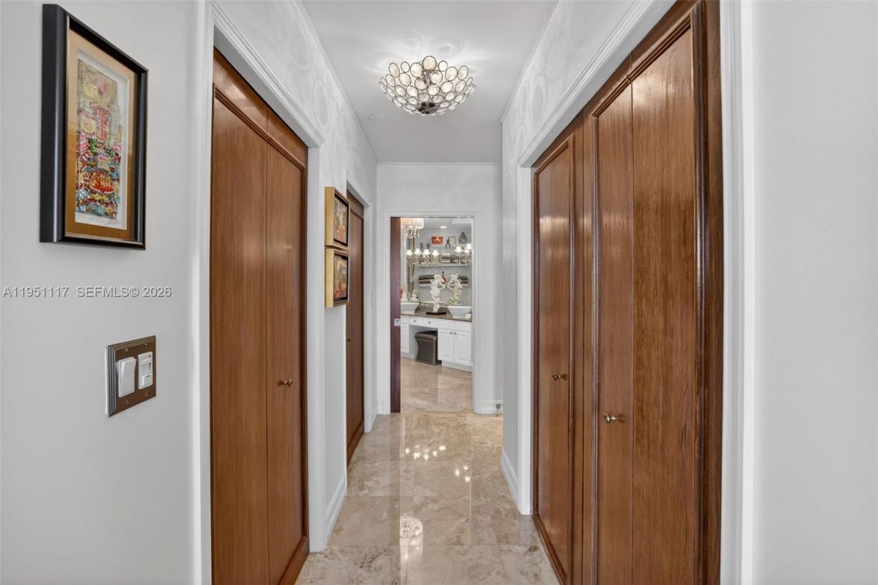 3598 Yacht Club Dr, Unit PH2, Aventura, FL 33180 Photo