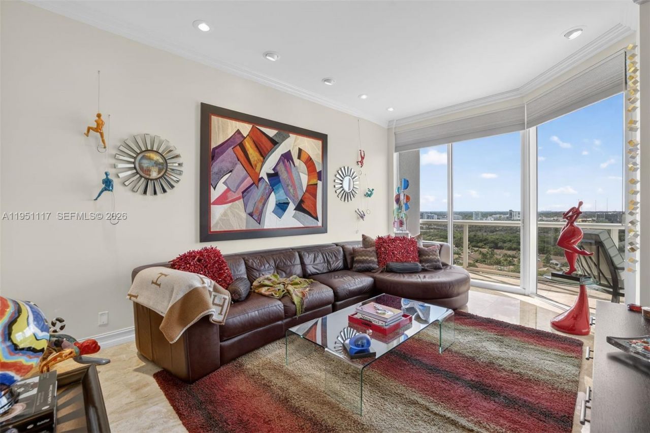 3598 Yacht Club Dr, Unit PH2, Aventura, FL 33180 Photo