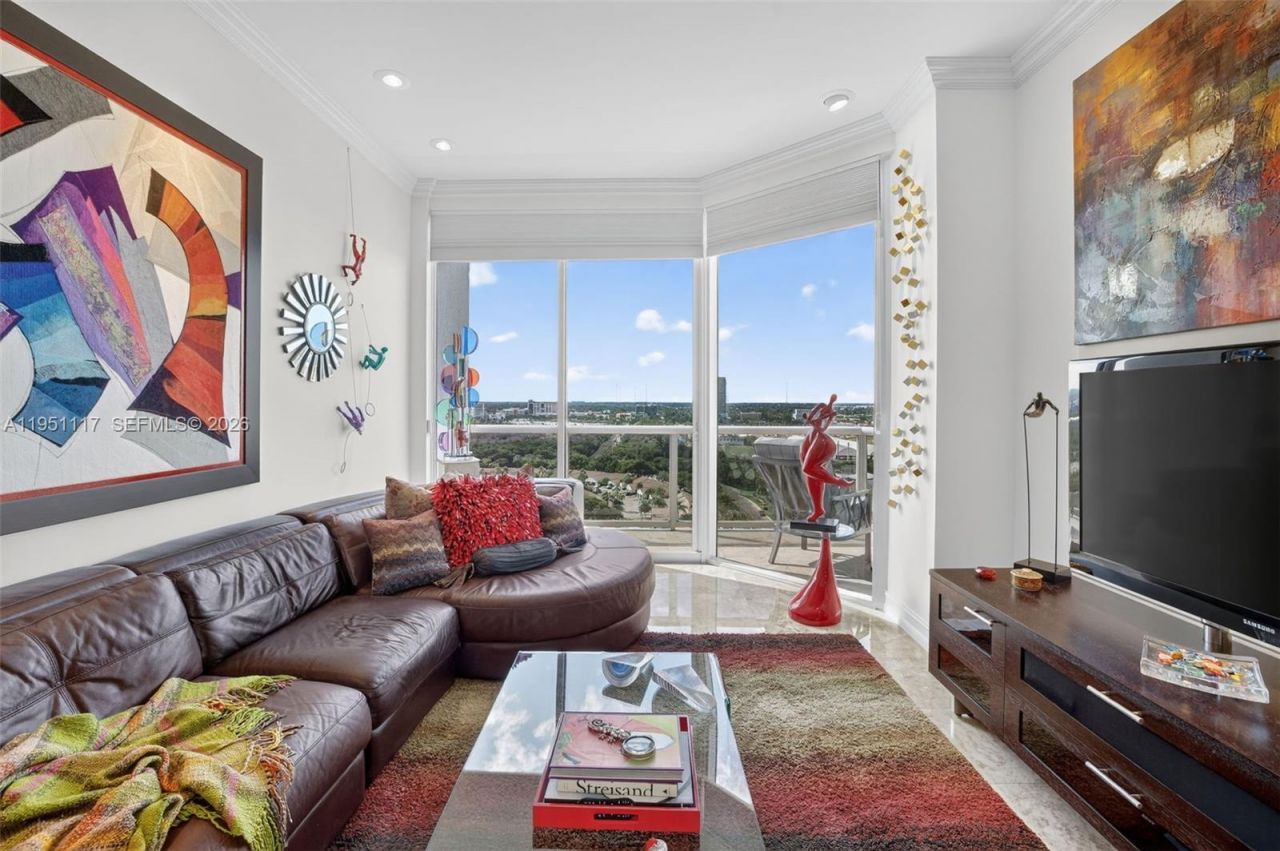 3598 Yacht Club Dr, Unit PH2, Aventura, FL 33180 Photo