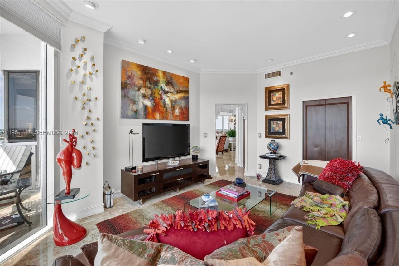 3598 Yacht Club Dr, Unit PH2, Aventura, FL 33180 Photo