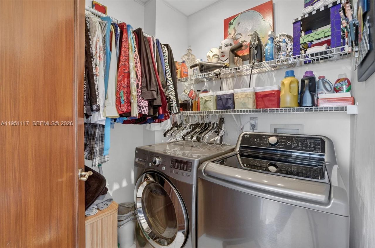 3598 Yacht Club Dr, Unit PH2, Aventura, FL 33180 Photo