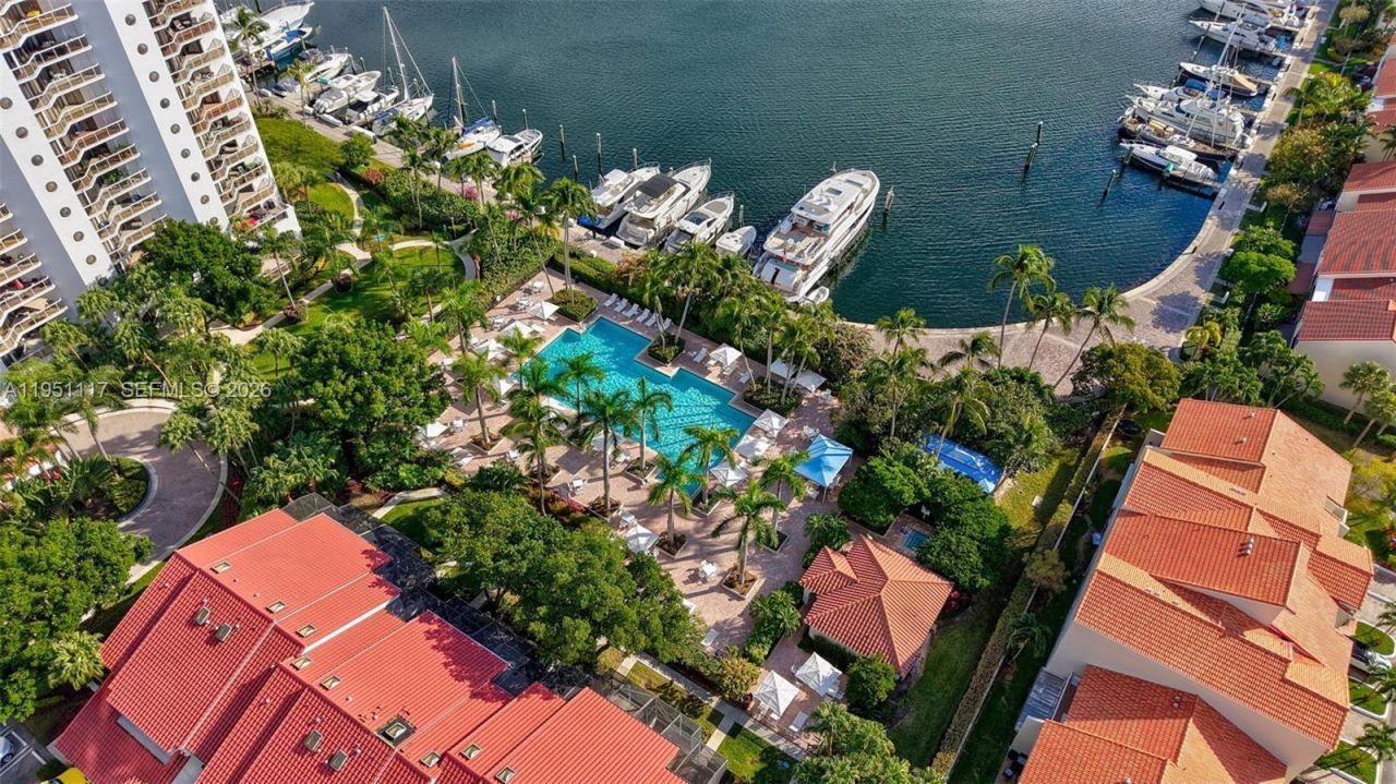 3598 Yacht Club Dr, Unit PH2, Aventura, FL 33180 Photo