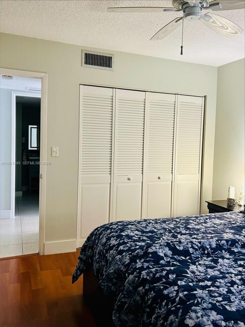 1301 NE Miami Gardens Dr, Unit 1406W, Miami, FL 33179 Photo