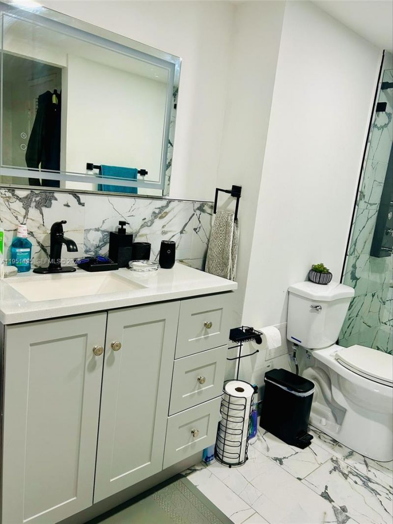 1301 NE Miami Gardens Dr, Unit 1406W, Miami, FL 33179 Photo