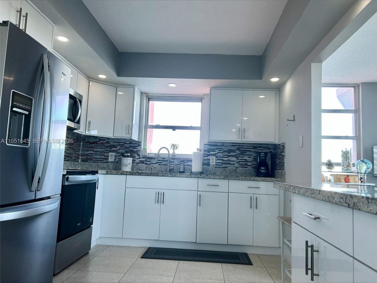 1301 NE Miami Gardens Dr, Unit 1406W, Miami, FL 33179 Photo