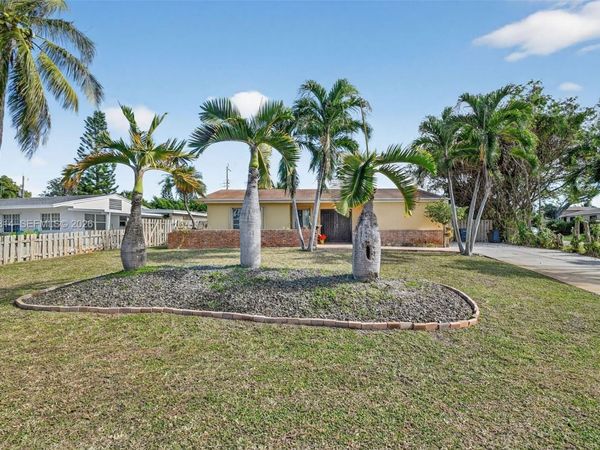 1712 High Ridge Rd, Lake Worth, FL 33461