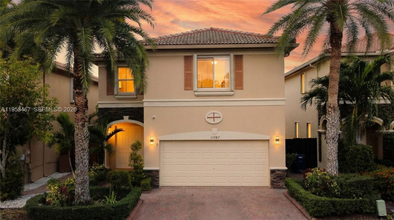 11287 NW 43rd Ter, Doral, FL 33178 Photo