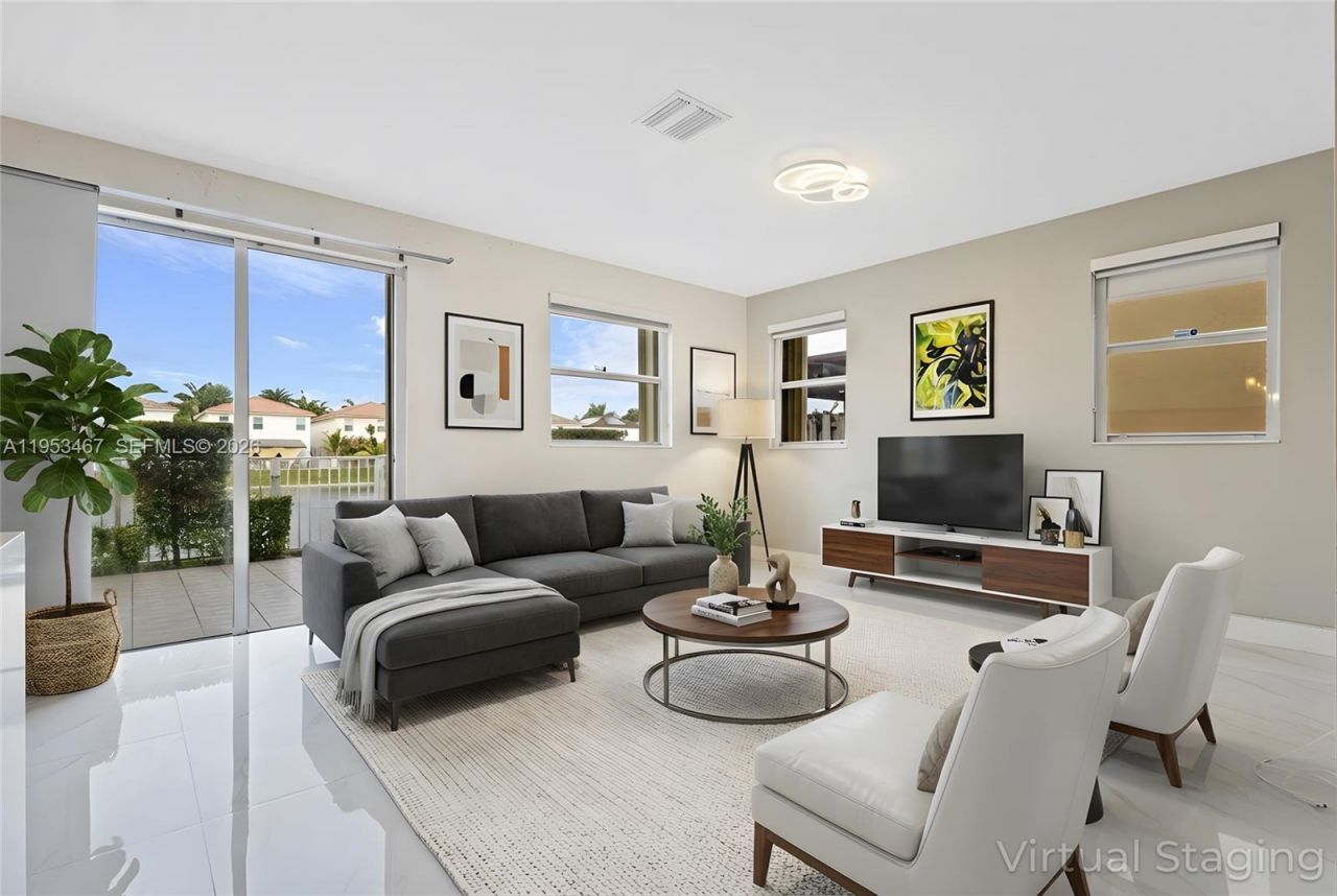 11287 NW 43rd Ter, Doral, FL 33178 Photo