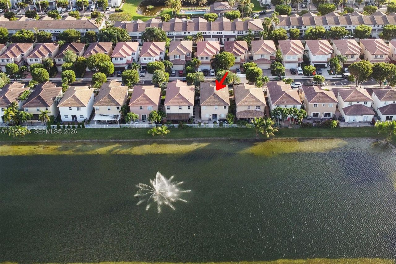 11287 NW 43rd Ter, Doral, FL 33178 Photo