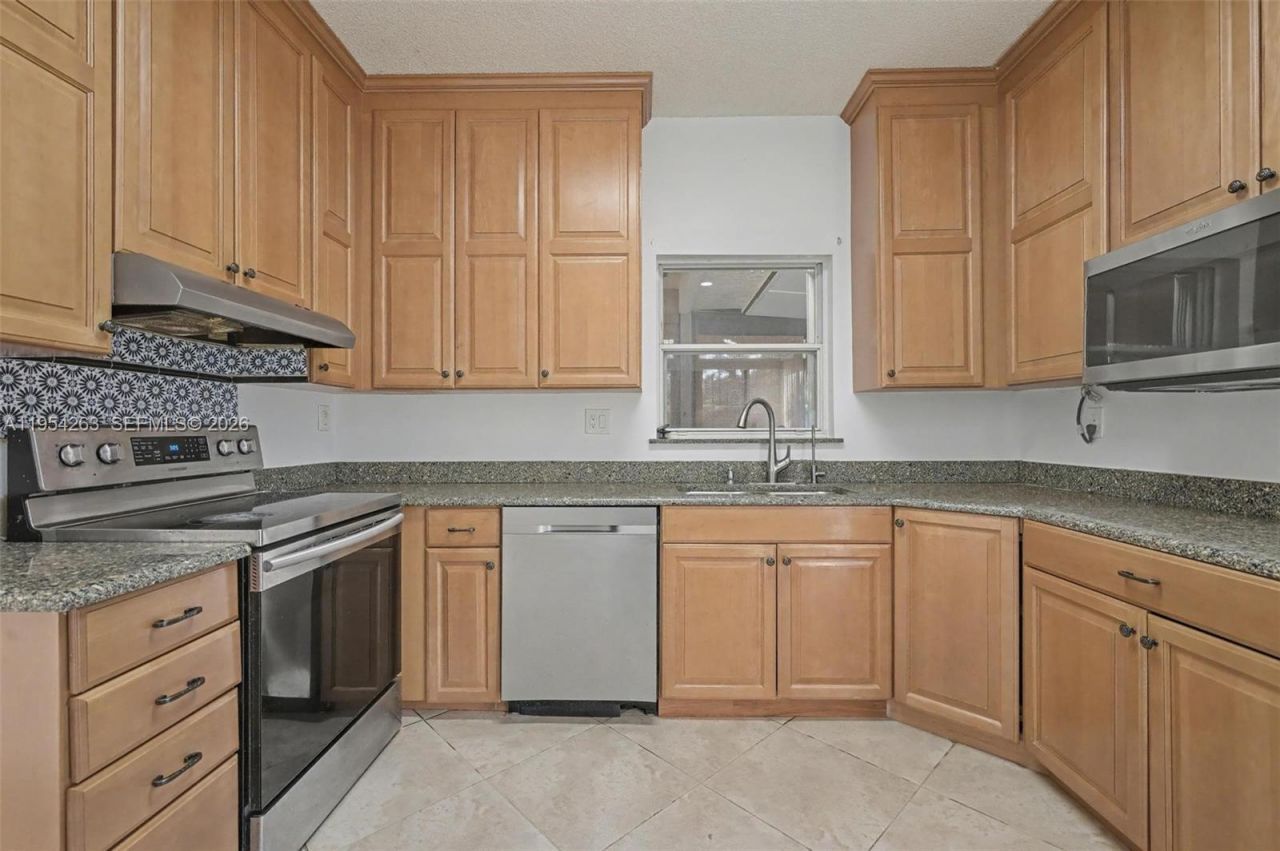 6569 Windsor Dr, Parkland, FL 33067 Photo