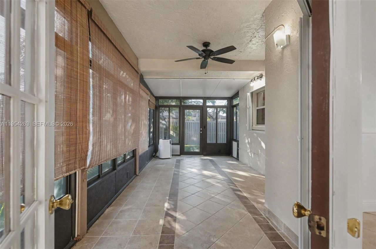 6569 Windsor Dr, Parkland, FL 33067 Photo