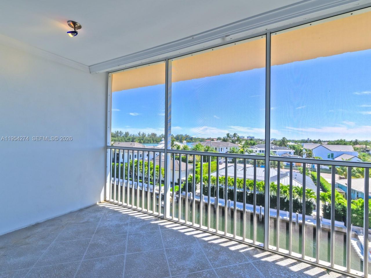 750 NE Spanish River Blvd, Unit 5050, Boca Raton, FL 33431 Photo