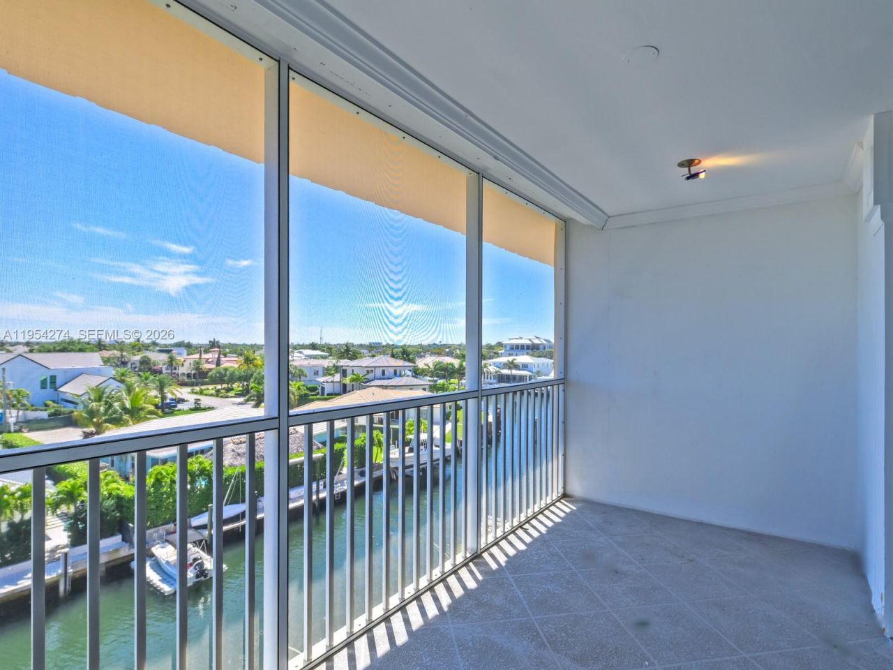 750 NE Spanish River Blvd, Unit 5050, Boca Raton, FL 33431 Photo