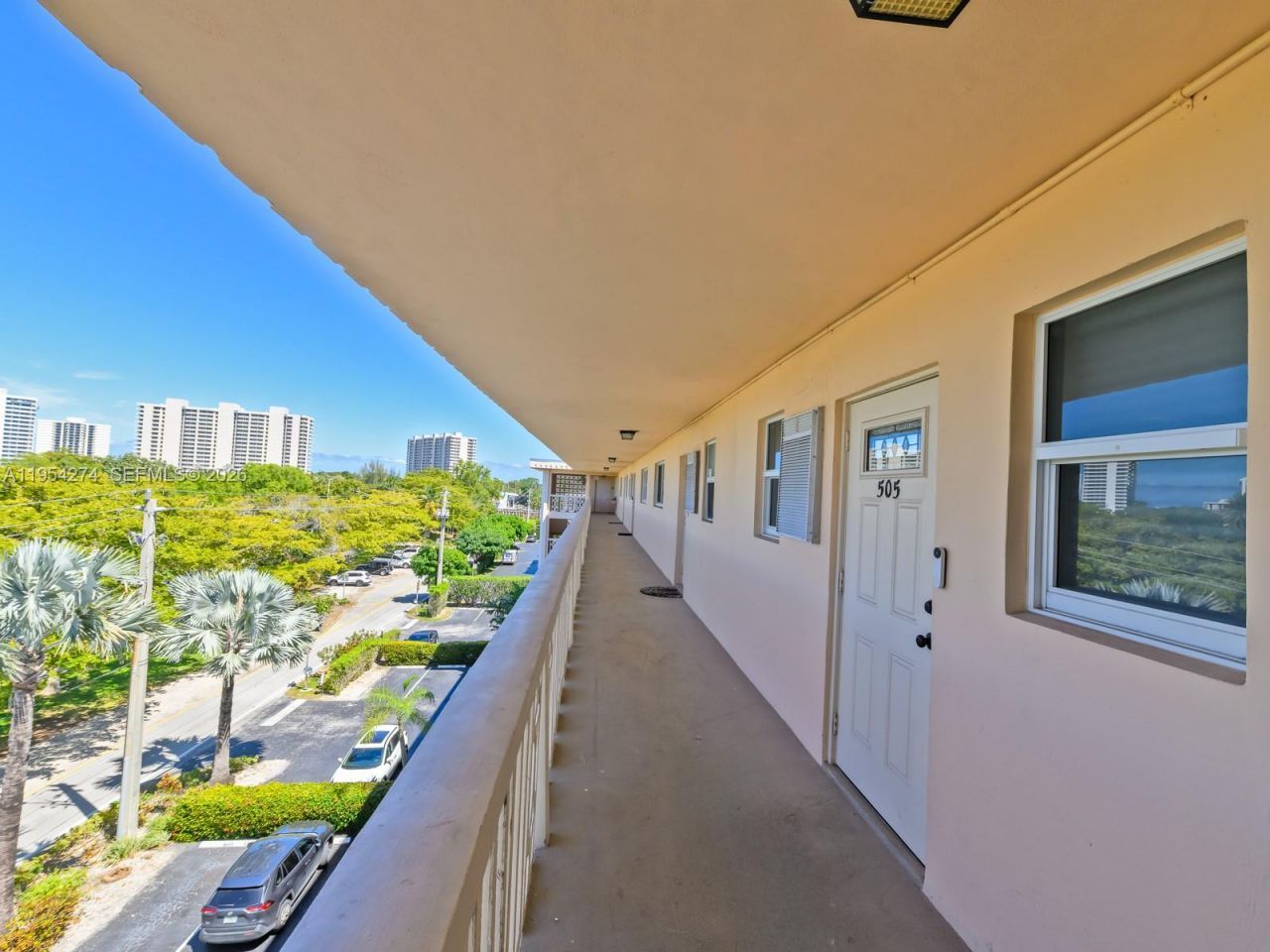 750 NE Spanish River Blvd, Unit 5050, Boca Raton, FL 33431 Photo