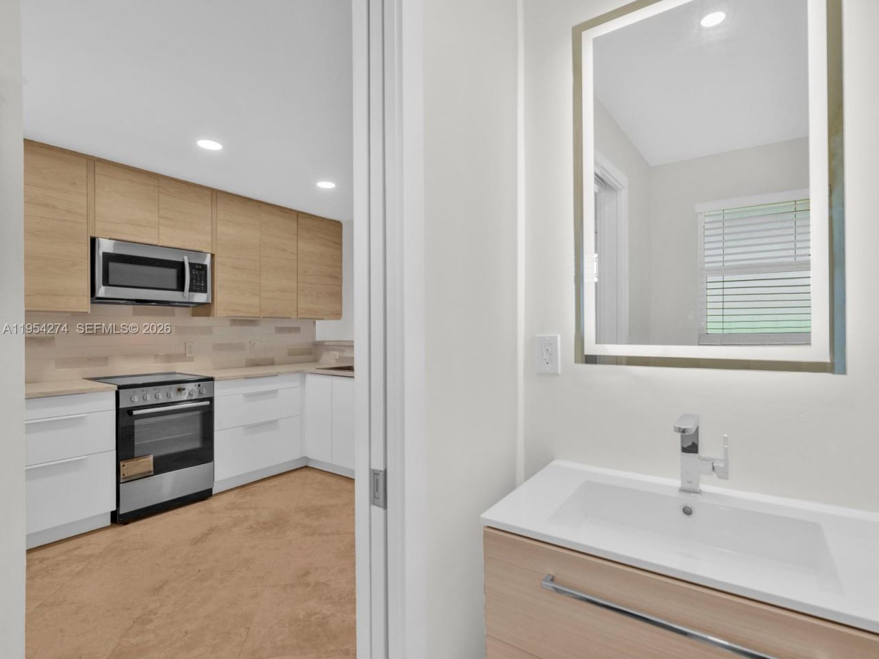 750 NE Spanish River Blvd, Unit 5050, Boca Raton, FL 33431 Photo