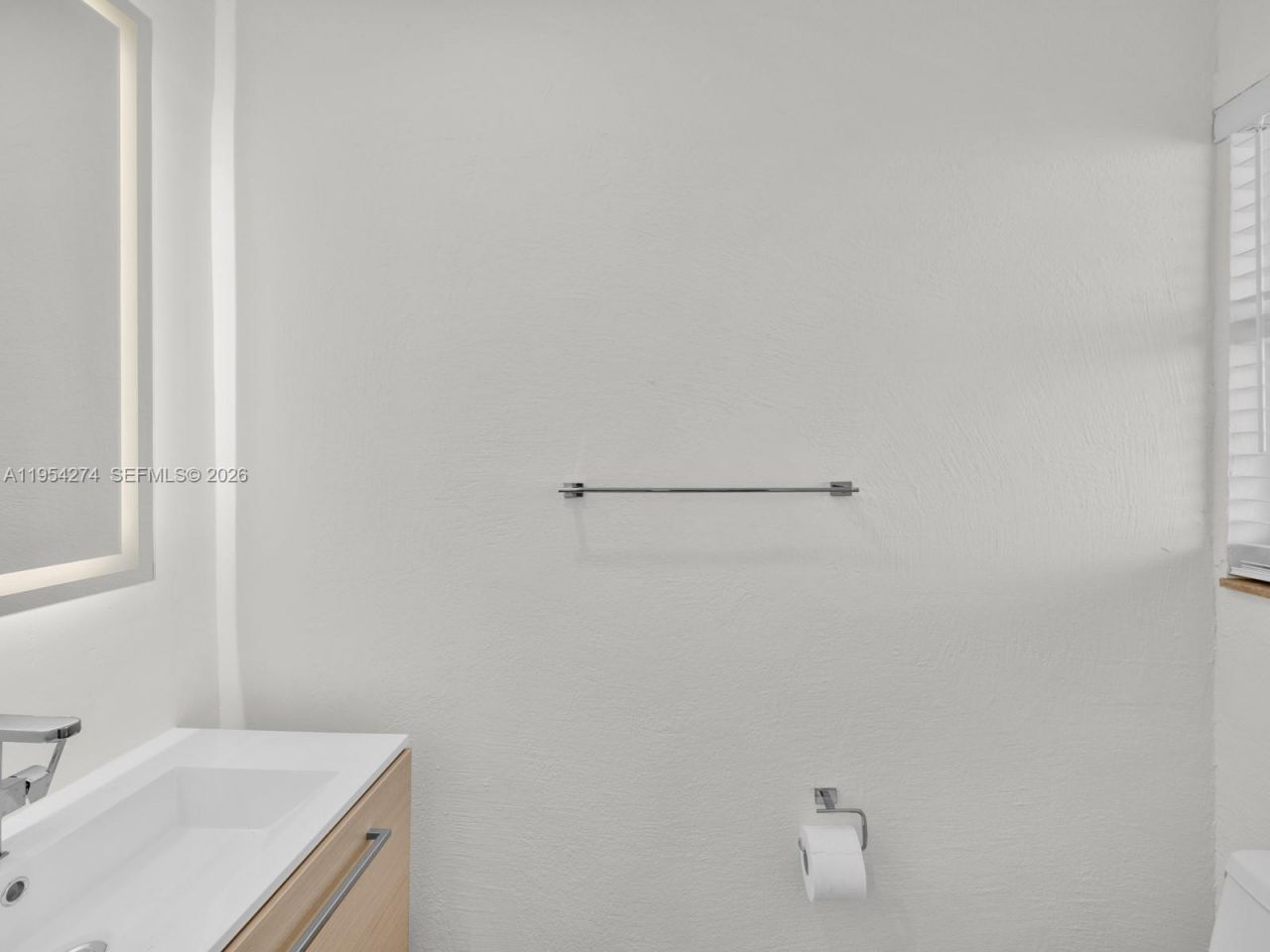 750 NE Spanish River Blvd, Unit 5050, Boca Raton, FL 33431 Photo