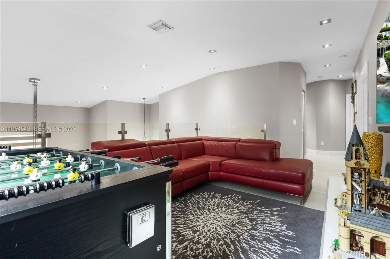 5869 NW 112th Ct , Doral, FL 33178 Photo