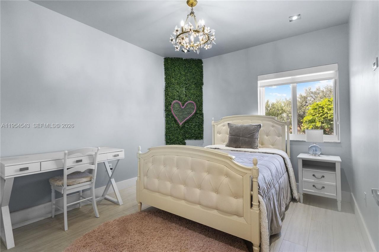 5869 NW 112th Ct , Doral, FL 33178 Photo