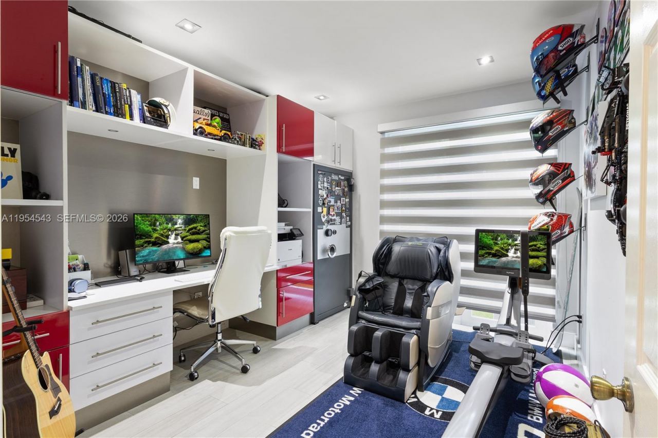 5869 NW 112th Ct , Doral, FL 33178 Photo