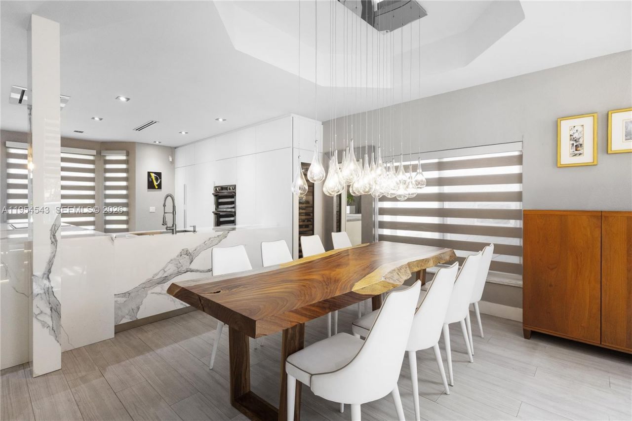 5869 NW 112th Ct , Doral, FL 33178 Photo