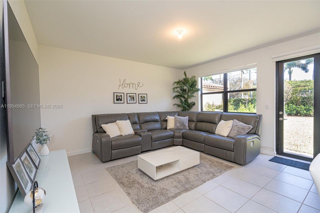 139 NE 27th Ter , Homestead, FL 33033 Photo