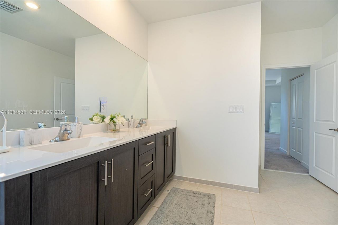 139 NE 27th Ter , Homestead, FL 33033 Photo