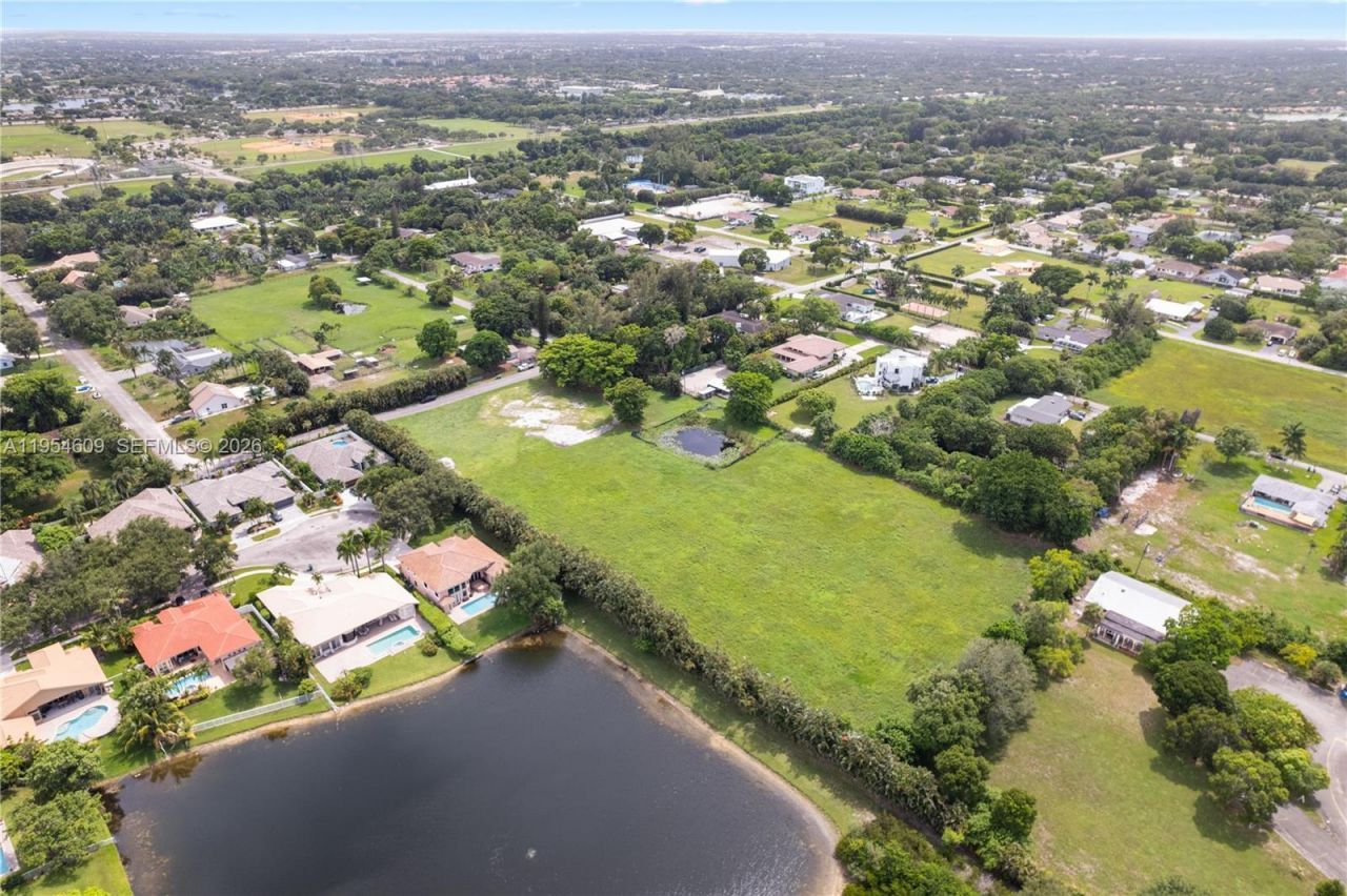 3800 NW 91st Ave , Cooper City, FL 33024 Photo