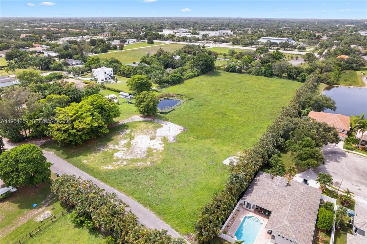 3800 NW 91st Ave , Cooper City, FL 33024 Photo