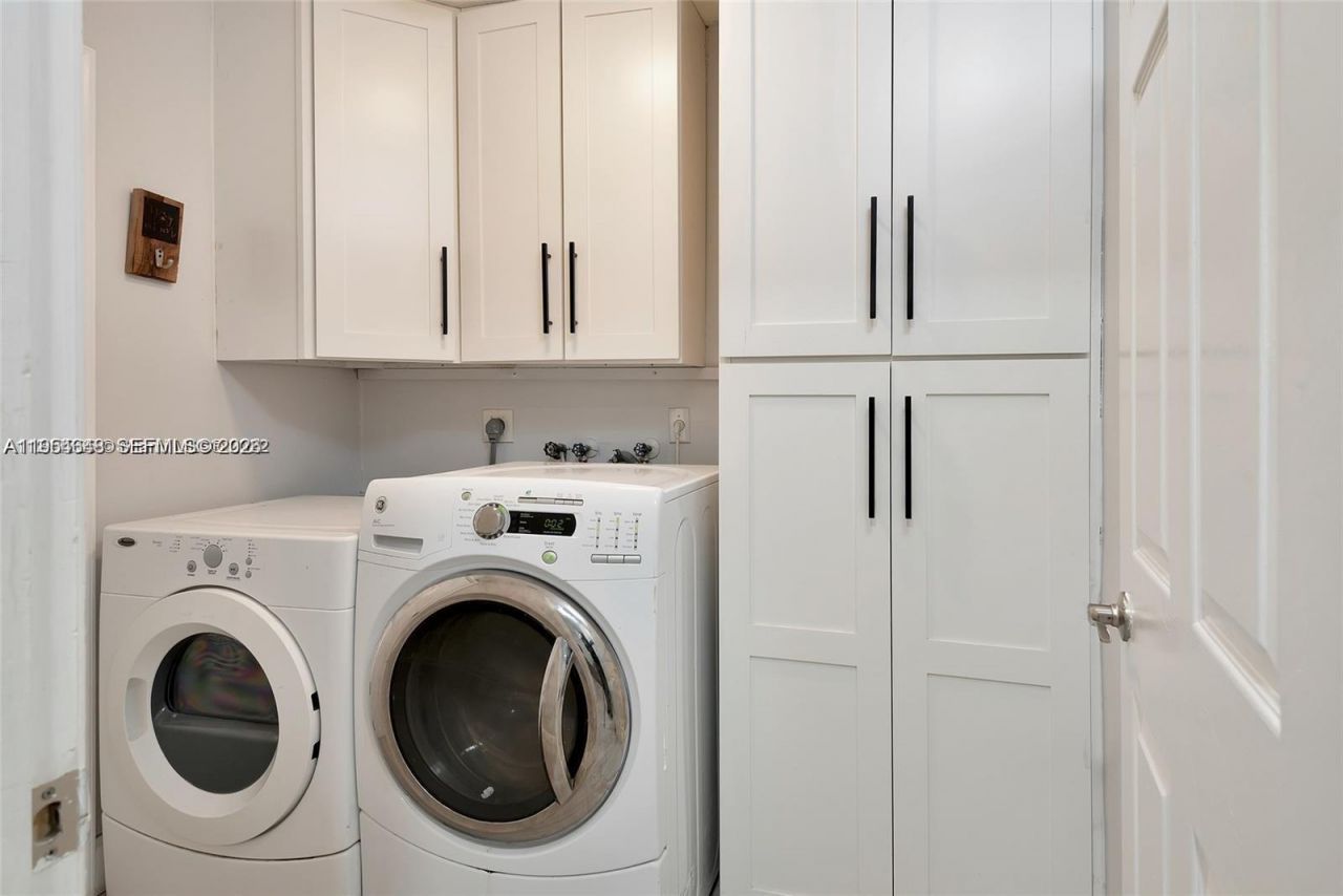 1800 Water Ridge Dr, Weston, FL 33326 Photo