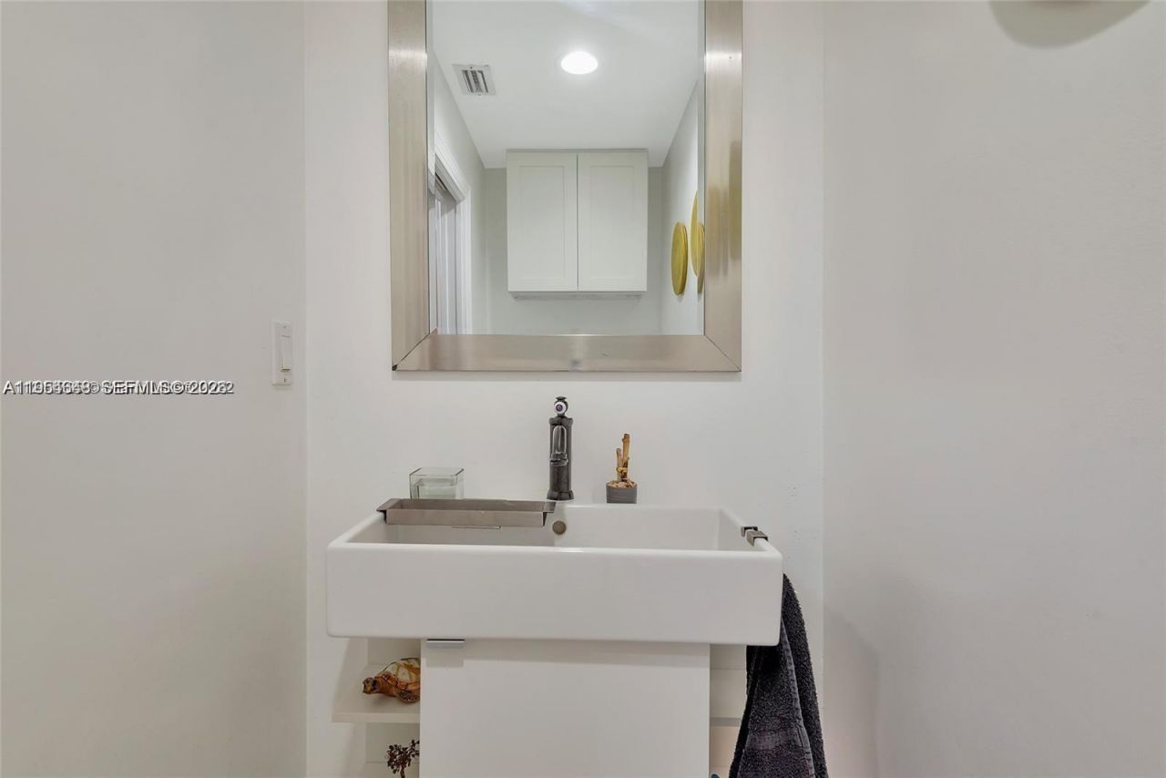 1800 Water Ridge Dr, Weston, FL 33326 Photo