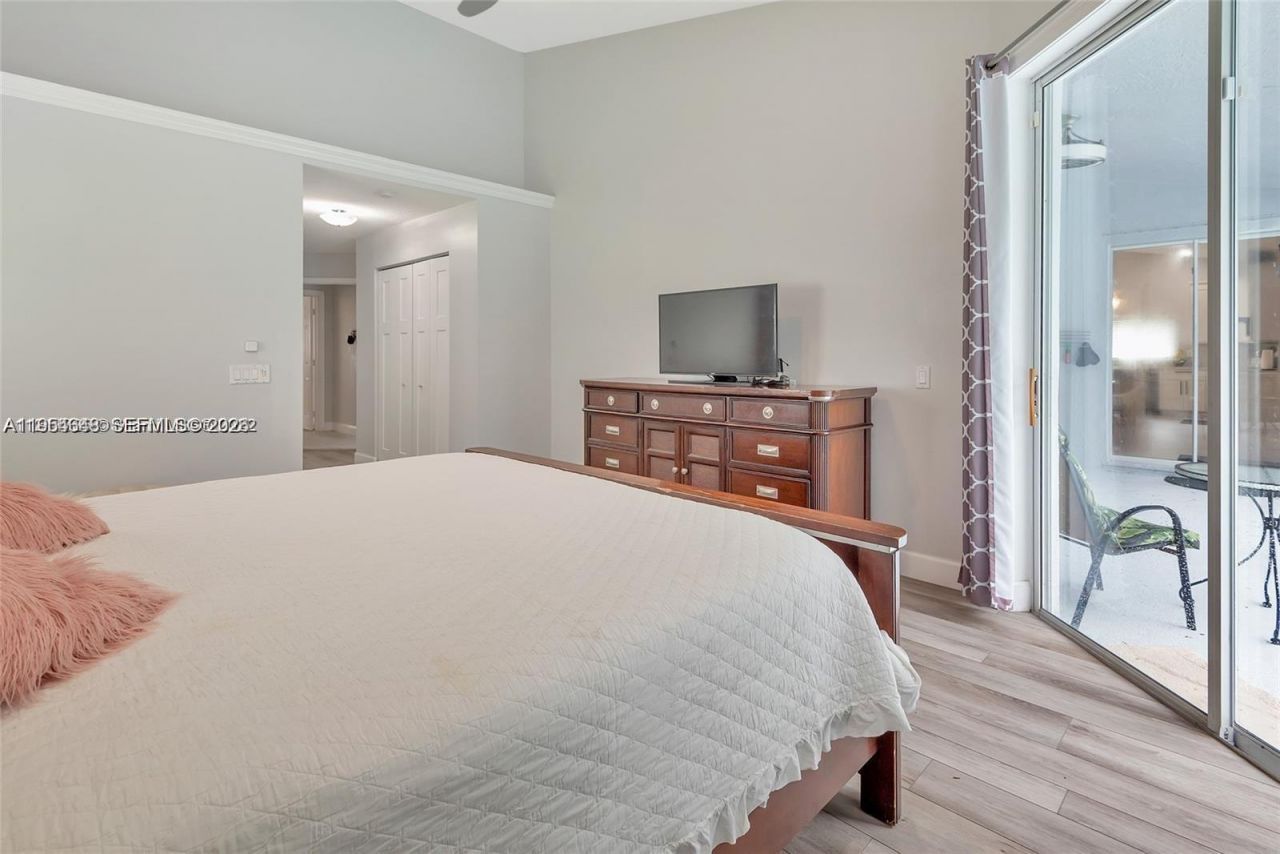 1800 Water Ridge Dr, Weston, FL 33326 Photo