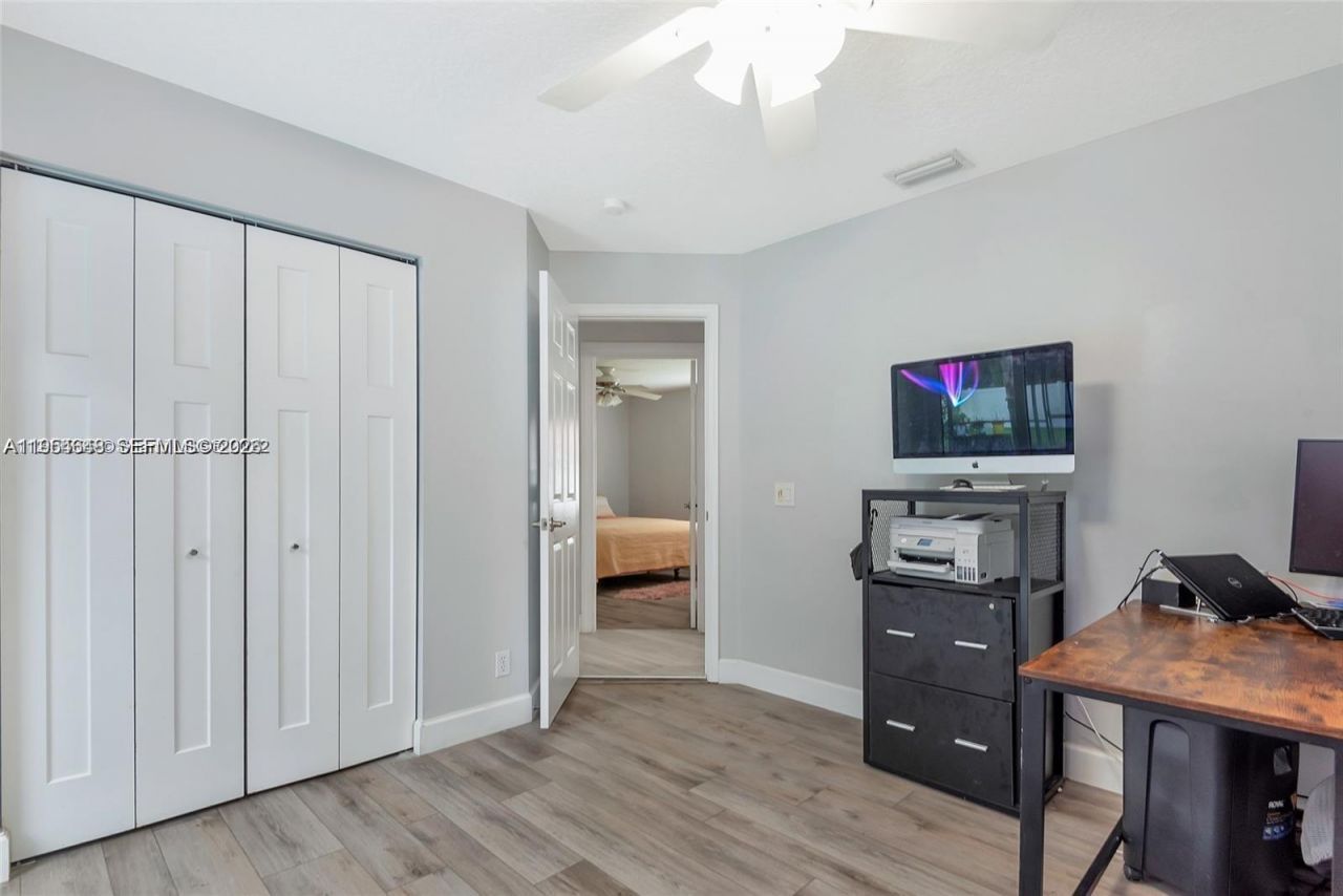 1800 Water Ridge Dr, Weston, FL 33326 Photo