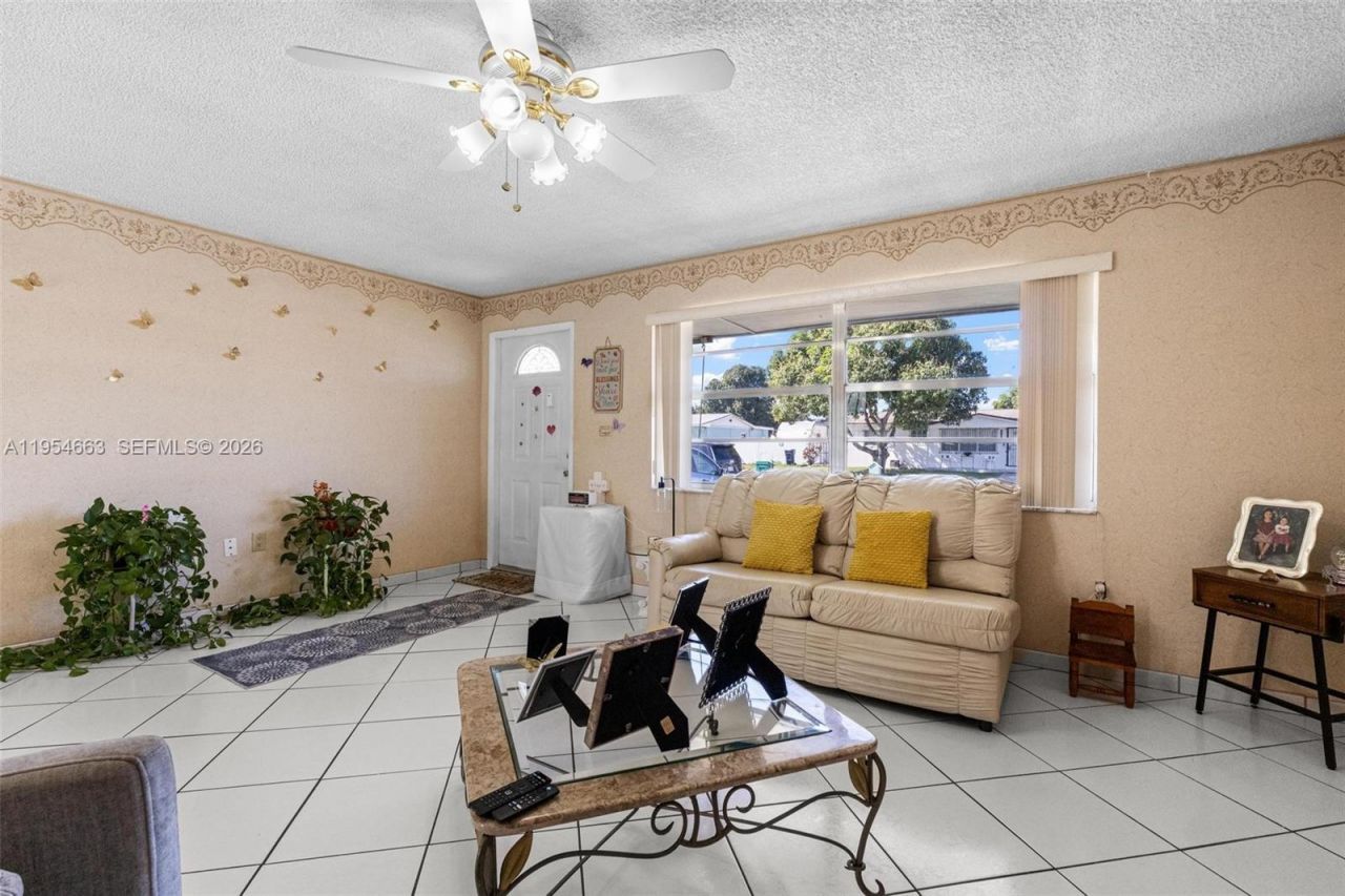 30345 SW 158th Ct, Homestead, FL 33033 Photo