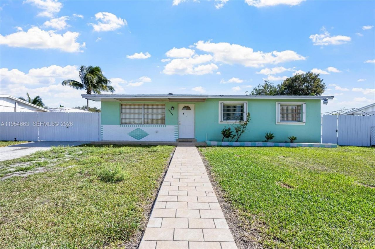30345 SW 158th Ct, Homestead, FL 33033 Photo