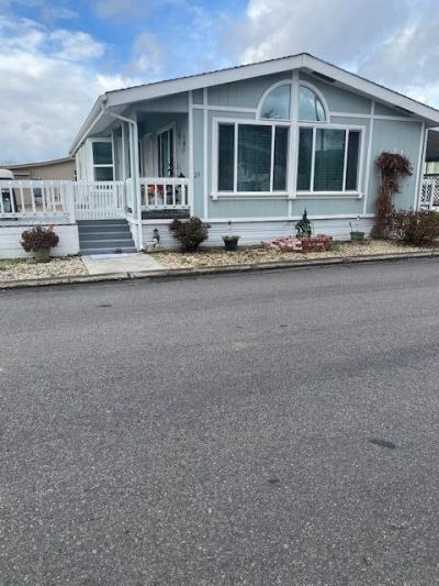 4200 Summers Lane, Unit 23, Klamath Falls, OR 97603 Main Photo