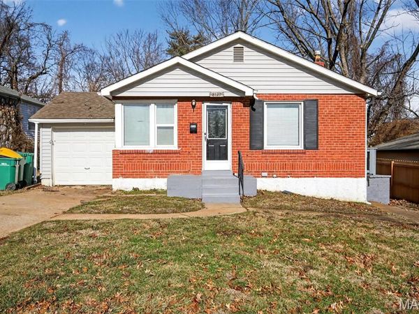 8129 Titus Road, St Louis, MO 63114