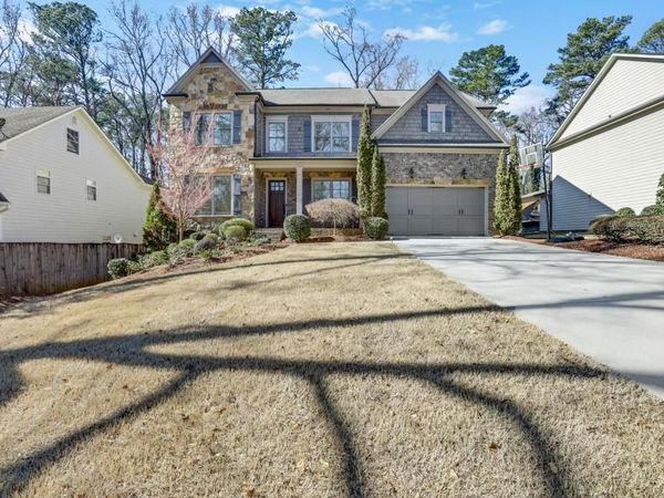 3183 Parkridge Crescent, Atlanta, GA 30341